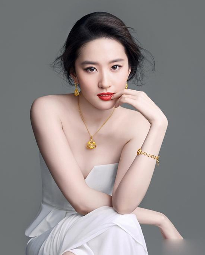 Lưu Diệc Phi có da trắng sáng nhờ chăm ăn 4 loại quả ức chế melanin, ai muốn có da đẹp hãy học hỏi- Ảnh 1. Lưu Diệc Phi có da trắng sáng nhờ chăm ăn 4 loại quả ức chế melanin, ai muốn có da đẹp hãy học hỏi- Ảnh 1.