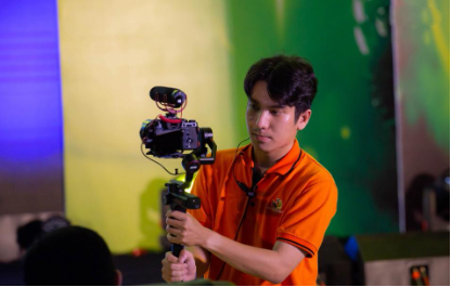 Nam sinh Trường ĐH FPT Cần Thơ lập agency kiếm hàng chục triệu mỗi tháng- Ảnh 1.