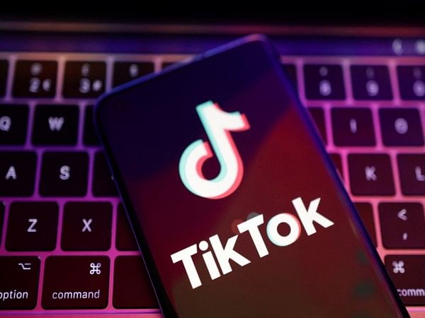 Nóng: Paris Hilton và nhiều kênh TikTok người nổi tiếng bị hack, thông báo khẩn được đưa ra!- Ảnh 2.