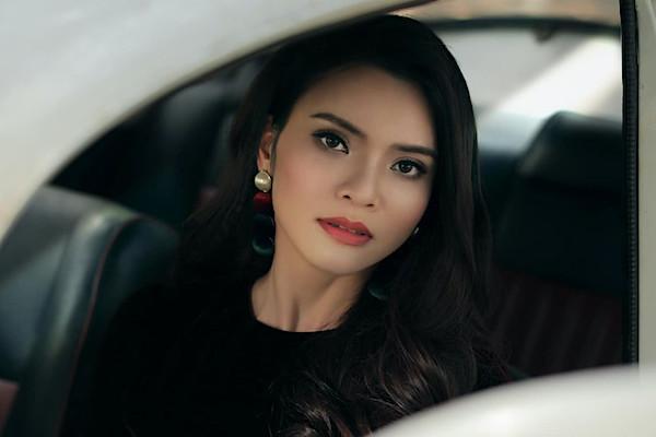 Nữ ca sĩ trẻ nhất được phong tặng NSND: Qua 2 lần đò nhưng không con, 42 tuổi sống an yên trong ngôi biệt phủ rộng hơn 8.000m2- Ảnh 4. Ca sĩ trẻ nhất được phong tặng NSND kể về cuộc sống trong nhà vườn 8.000m2