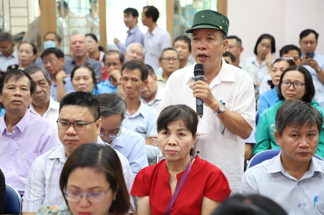 'Ông bà để lại 10.000m2 đất nhưng vẫn phải kiếm cơm qua ngày'- Ảnh 1. 'Ông bà để lại 10.000m2 đất nhưng vẫn phải kiếm cơm qua ngày'- Ảnh 1.