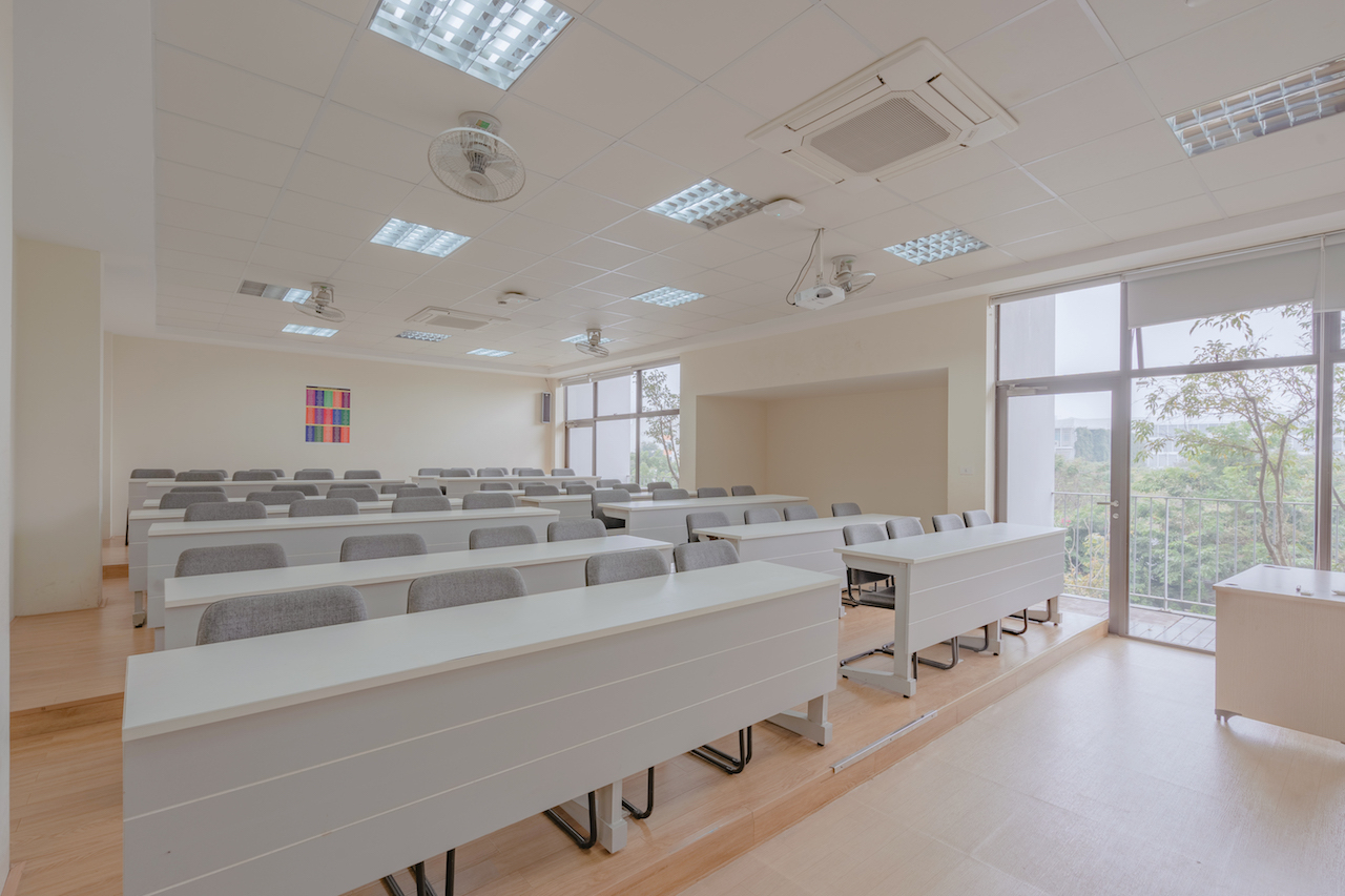 So kè hệ thống giáo dục từ tiểu học đến đại học do 2 “đại gia” Việt bao trọn: Danh sách trải dài từ Bắc đến Nam, “nhập khẩu” chương trình học Mỹ, Anh, học phí bậc ĐH chênh nhau ngỡ ngàng- Ảnh 13. So kè hệ thống giáo dục từ tiểu học đến đại học do 2 “đại gia” Việt bao trọn: Danh sách trải dài từ Bắc đến Nam, “nhập khẩu” chương trình học Mỹ, Anh, học phí bậc ĐH chênh nhau ngỡ ngàng- Ảnh 13.