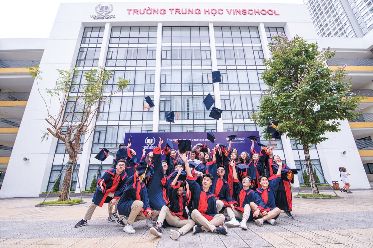 So kè hệ thống giáo dục từ tiểu học đến đại học do 2 “đại gia” Việt bao trọn: Danh sách trải dài từ Bắc đến Nam, “nhập khẩu” chương trình học Mỹ, Anh, học phí bậc ĐH chênh nhau ngỡ ngàng- Ảnh 6. So kè hệ thống giáo dục từ tiểu học đến đại học do 2 “đại gia” Việt bao trọn: Danh sách trải dài từ Bắc đến Nam, “nhập khẩu” chương trình học Mỹ, Anh, học phí bậc ĐH chênh nhau ngỡ ngàng- Ảnh 6.
