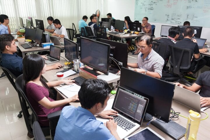 Ép nghỉ việc bằng cách nhốt nhân viên trong 'ngục tối' 4 ngày liền- Ảnh 2. Ép nghỉ việc bằng cách nhốt nhân viên trong 'ngục tối' 4 ngày liền- Ảnh 2.