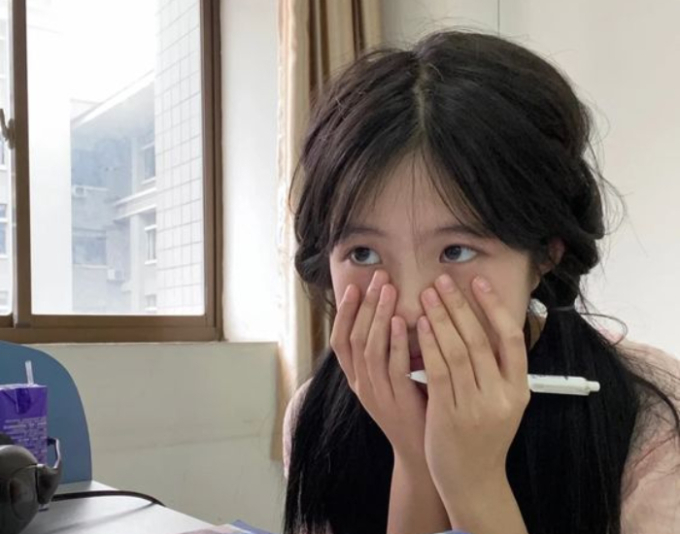 “1 sưng, 2 đen” trên khuôn mặt cho thấy thận kiệt quệ vì bệnh tật- Ảnh 1. “1 sưng, 2 đen” trên khuôn mặt cho thấy thận kiệt quệ vì bệnh tật- Ảnh 1.
