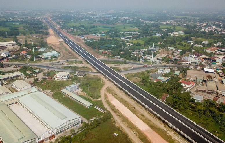 Một siêu ủy ban quản lý loạt doanh nghiệp cực khủng, mang về hơn 1 triệu tỷ doanh thu trong 6 tháng- Ảnh 2.