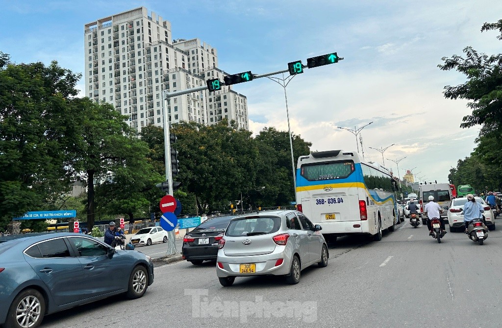 Sau 'nắn' hành trình, xe khách xuất bến Giáp Bát thế nào?- Ảnh 5.