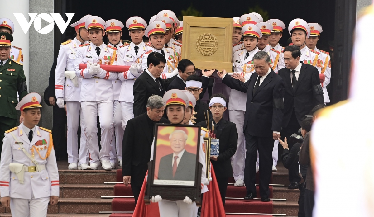 Trực tiếp: Lễ an táng Tổng Bí thư Nguyễn Phú Trọng- Ảnh 21.