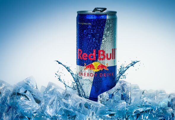 Red Bull được phóng đại 400 lần dưới kính hiển vi: Hé lộ hình ảnh khiến dân tình xôn xao- Ảnh 2.