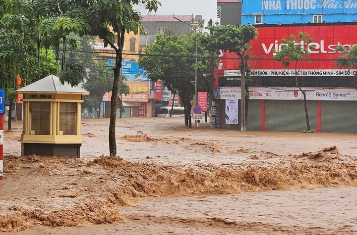 Bắc Bộ nhiều nơi mưa to, nguy cơ lũ quét và sạt lở đất tại 15 tỉnh- Ảnh 1.