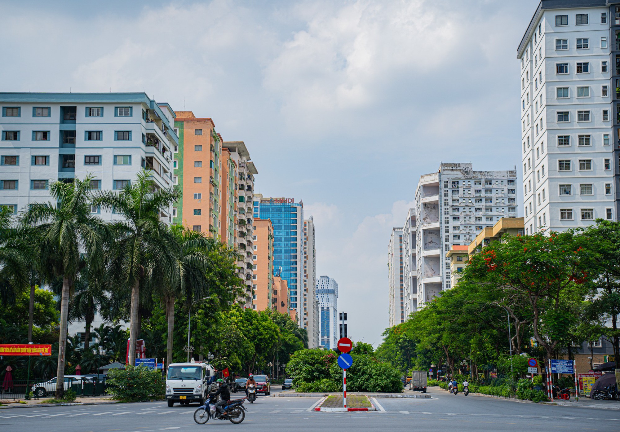 Một quận của Hà Nội thay đổi kinh ngạc sau 10 năm, là “điểm nóng” phát triển bất động sản, Vinhomes và hàng loạt ông lớn đến đầu tư- Ảnh 11.