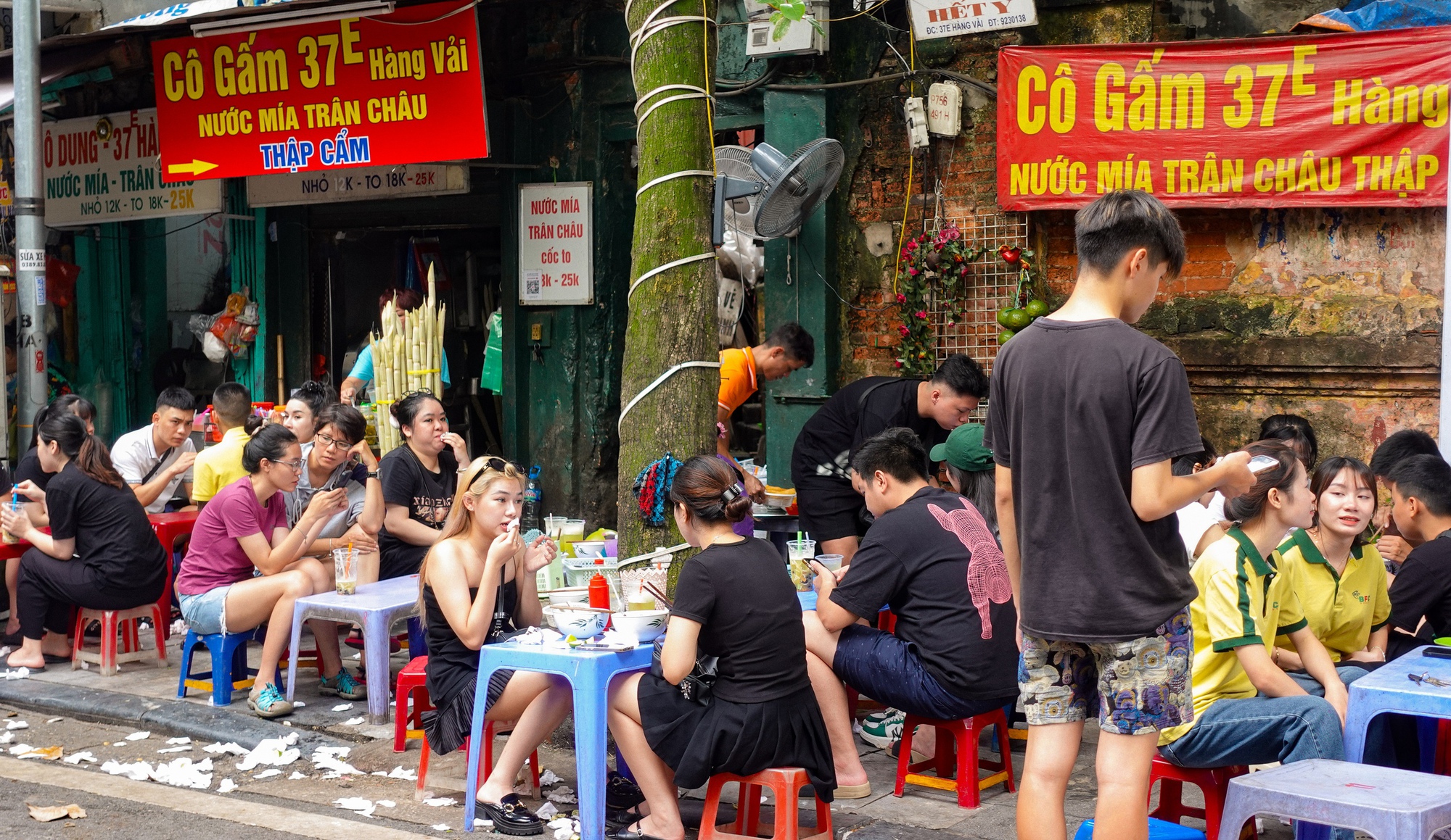 Quán phở Hà Nội bán 1600 bát mỗi ngày: Là quán quen của HLV Park, được Michelin Guide đề xuất nhưng vẫn gây tranh cãi- Ảnh 25.