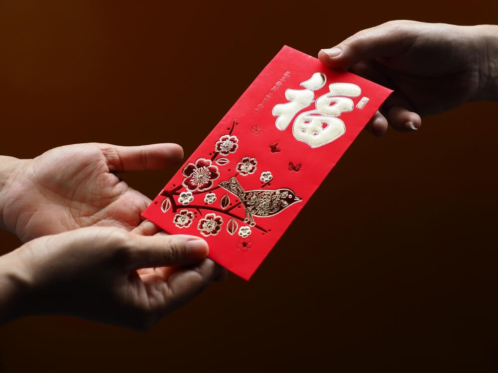 Chú ruột lên thành phố sống cùng, được 1 tháng, ông cụ nằng nặc đòi về: Ngày con trai cưới, tôi bật khóc khi mở phong bao đỏ- Ảnh 2. Chú ruột lên thành phố sống cùng, được 1 tháng, ông cụ nằng nặc đòi về: Ngày con trai cưới, tôi bật khóc khi mở phong bao đỏ- Ảnh 2.