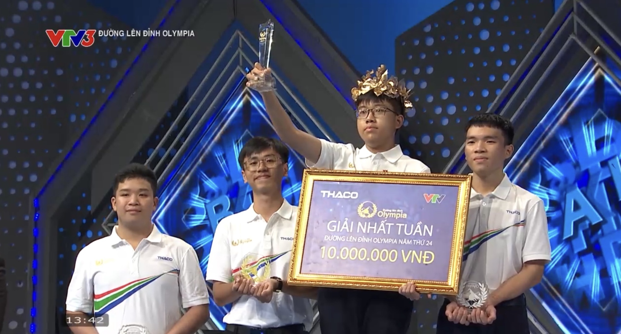 Đường lên đỉnh Olympia: Nam sinh thuộc top 1% điểm SAT cao nhất thế giới giành vòng nguyệt quế- Ảnh 12. Đường lên đỉnh Olympia: Nam sinh thuộc top 1% điểm SAT cao nhất thế giới giành vòng nguyệt quế- Ảnh 12.