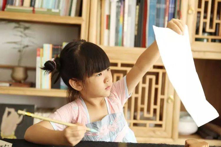 Bà mẹ nuôi dạy 6 con thành tiến sĩ tiết lộ 5 bí quyết đơn giản không tốn 1 đồng: Chưa bao giờ phải đốc thúc con học nhưng luôn dạy điều này- Ảnh 2. Bà mẹ nuôi dạy 6 con thành tiến sĩ tiết lộ 5 bí quyết đơn giản không tốn 1 đồng: Chưa bao giờ phải đốc thúc con học nhưng luôn dạy điều này- Ảnh 2.