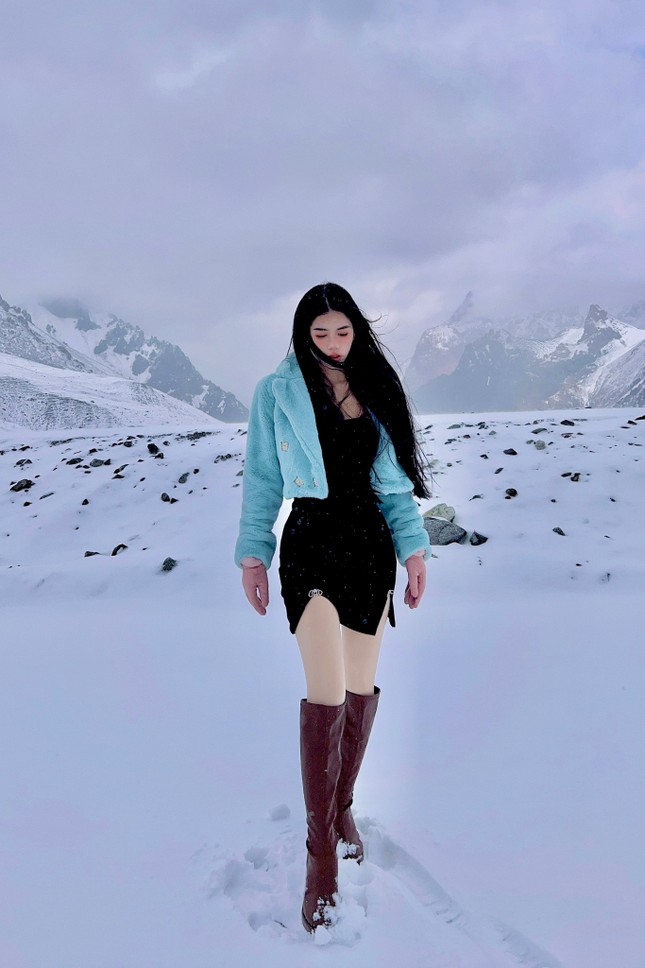 Hằng Du Mục chia sẻ về cách phụ nữ yêu mình: Hằng Du Mục chia sẻ về cách phụ nữ yêu mình: