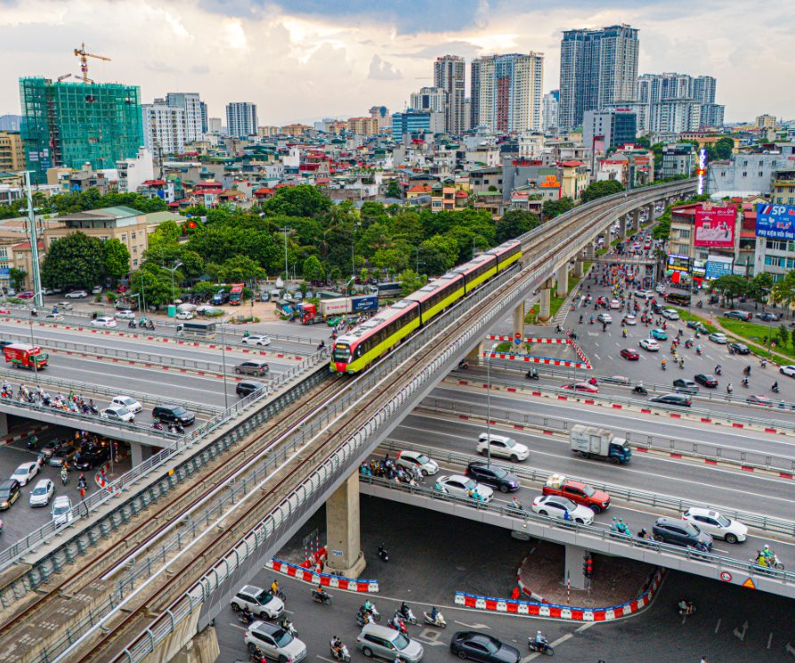 3 ngày đón hơn 100.000 lượt khách, các sếp DN quản lý tuyến metro Nhổn - Ga Hà Nội nhận thù lao bao nhiêu?- Ảnh 1.