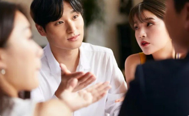 Từng đi họp lớp liên tục trong 40 năm, tôi phát hiện: Đây là 3 kiểu người cuộc vui nào cũng có mặt, nhưng chưa chắc được đón chào thật lòng- Ảnh 2. Từng đi họp lớp liên tục trong 40 năm, tôi phát hiện: Đây là 3 kiểu người cuộc vui nào cũng có mặt, nhưng chưa chắc được đón chào thật lòng- Ảnh 2.