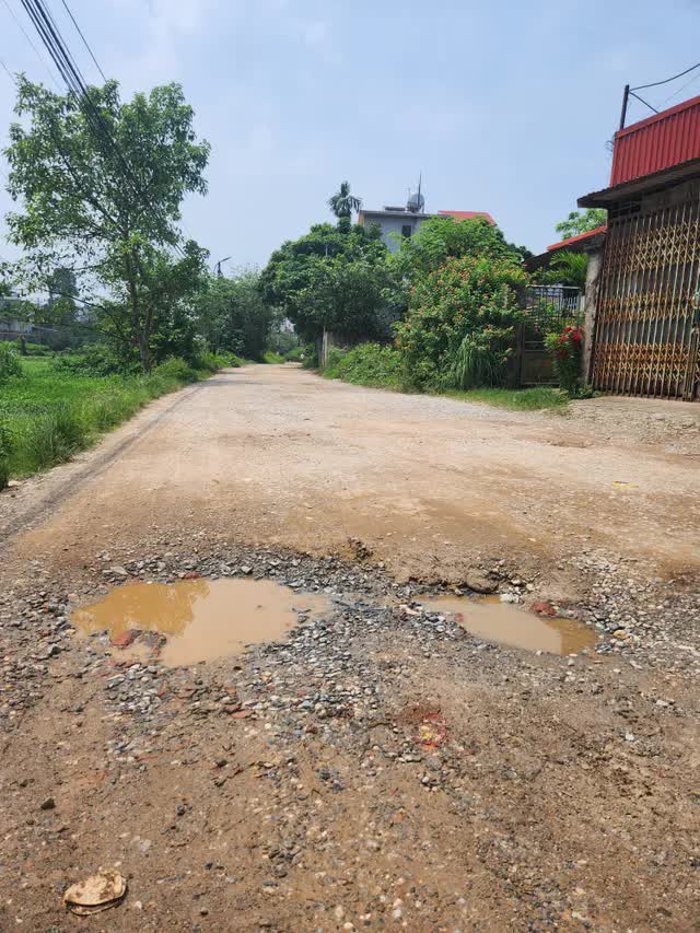 Vĩnh Phúc: Dự án đường 1,2 km sau 15 năm vẫn chưa hoàn thiện- Ảnh 3.