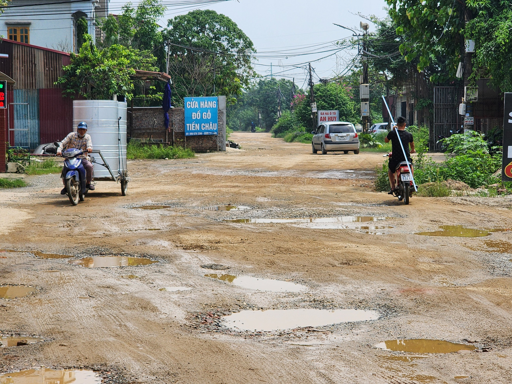 Vĩnh Phúc: Dự án đường 1,2 km sau 15 năm vẫn chưa hoàn thiện- Ảnh 4.