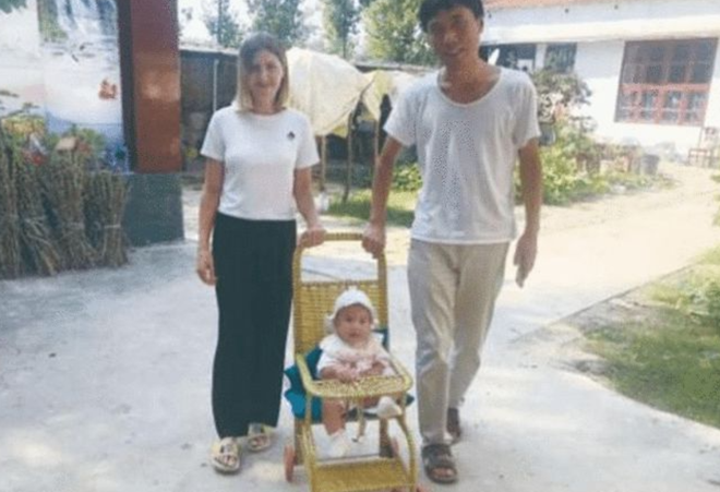 Anh nông dân nghèo lấy được mỹ nhân Ukraine, cuộc sống hôn nhân giản dị nhưng khiến ai cũng ganh tị- Ảnh 5. Anh nông dân nghèo lấy được mỹ nhân Ukraine, cuộc sống hôn nhân giản dị nhưng khiến ai cũng ganh tị- Ảnh 5.