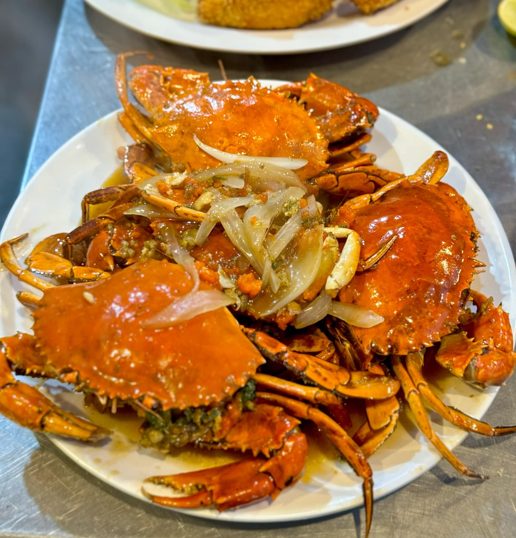 Quán lẩu tôm càng hơn 30 năm tuổi nằm khuất trong hẻm sâu nhưng lúc nào cũng đông khách, nhiều gia đình không ngại vượt hàng chục km tới ăn- Ảnh 19. Quán lẩu tôm càng hơn 30 năm tuổi nằm khuất trong hẻm sâu nhưng lúc nào cũng đông khách, nhiều gia đình không ngại vượt hàng chục km tới ăn- Ảnh 19.