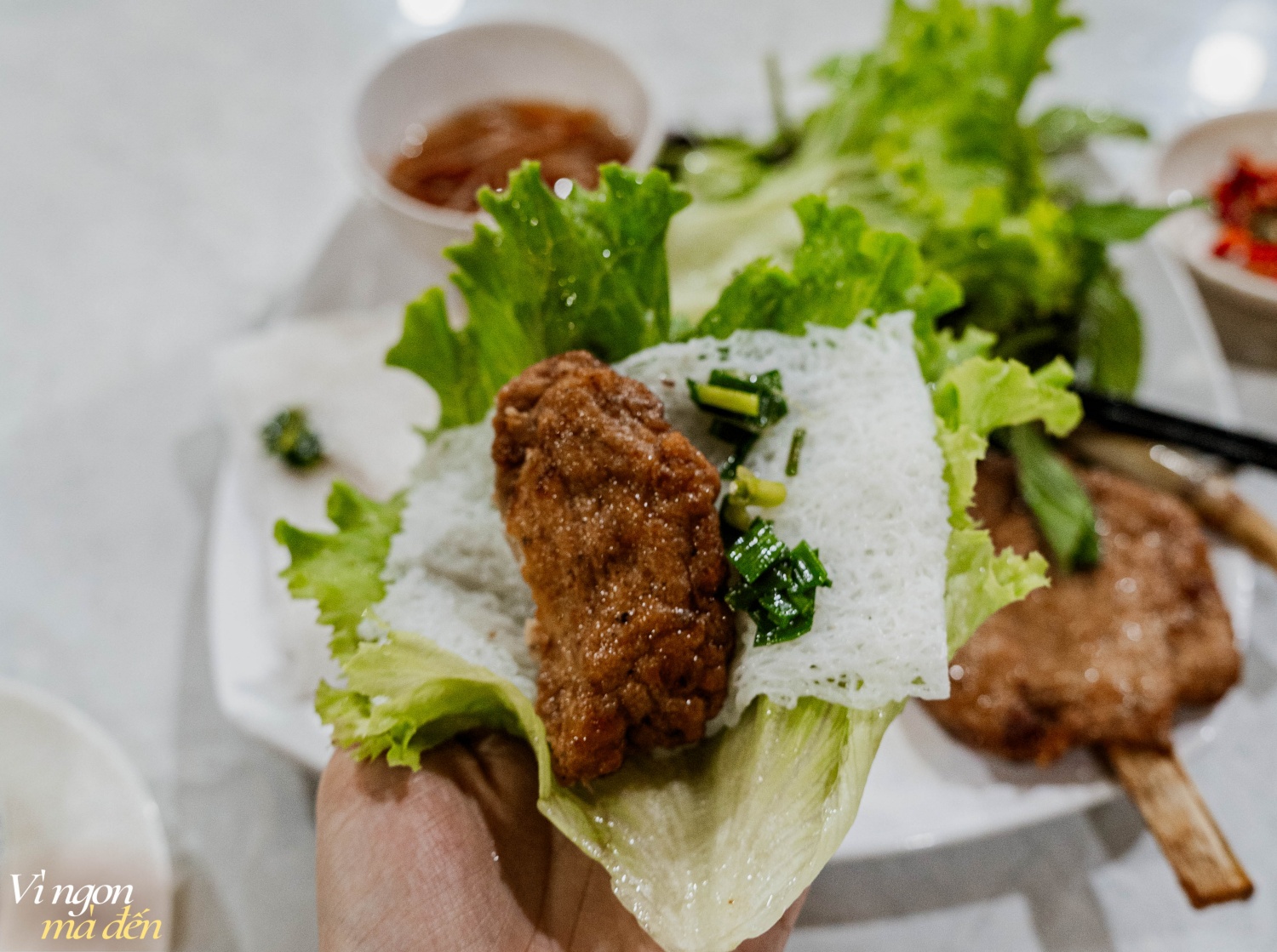 Quán lẩu tôm càng hơn 30 năm tuổi nằm khuất trong hẻm sâu nhưng lúc nào cũng đông khách, nhiều gia đình không ngại vượt hàng chục km tới ăn- Ảnh 11. Quán lẩu tôm càng hơn 30 năm tuổi nằm khuất trong hẻm sâu nhưng lúc nào cũng đông khách, nhiều gia đình không ngại vượt hàng chục km tới ăn- Ảnh 11.