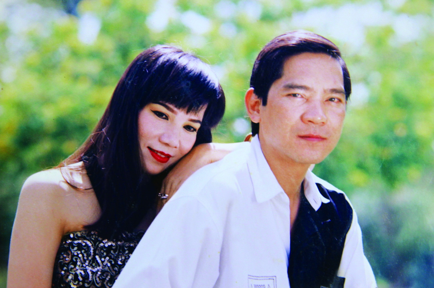 Chuyện tình "sét đánh" của danh ca Bảo Yến và nỗi đau khi nhìn chồng dần lịm đi, qua đời trong vòng tay- Ảnh 2. Chuyện tình "sét đánh" của danh ca Bảo Yến và nỗi đau khi nhìn chồng dần lịm đi, qua đời trong vòng tay- Ảnh 2.
