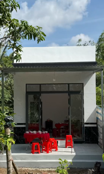 Bất ngờ căn nhà cấp 4 được xây dựng chỉ với 370 triệu đồng ở Hậu Giang: Có 3 phòng ngủ, đầy đủ công năng- Ảnh 5. Bất ngờ căn nhà cấp 4 được xây dựng chỉ với 370 triệu đồng ở Hậu Giang: Có 3 phòng ngủ, đầy đủ công năng- Ảnh 5.