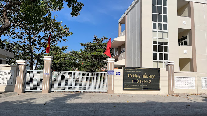 Cô giáo nói học sinh "nhìn rất nghèo": Phòng GD chỉ đạo kiểm tra, nếu đúng sẽ cho thôi làm chủ nhiệm- Ảnh 2. Cô giáo nói học sinh "nhìn rất nghèo": Phòng GD chỉ đạo kiểm tra, nếu đúng sẽ cho thôi làm chủ nhiệm- Ảnh 2.