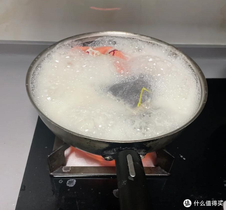 5 thói quen tưởng tiết kiệm nhưng lại gây hại cho sức khỏe cả gia đình, cần bỏ ngay lập tức- Ảnh 11. 5 thói quen tưởng tiết kiệm nhưng lại gây hại cho sức khỏe cả gia đình, cần bỏ ngay lập tức- Ảnh 11.