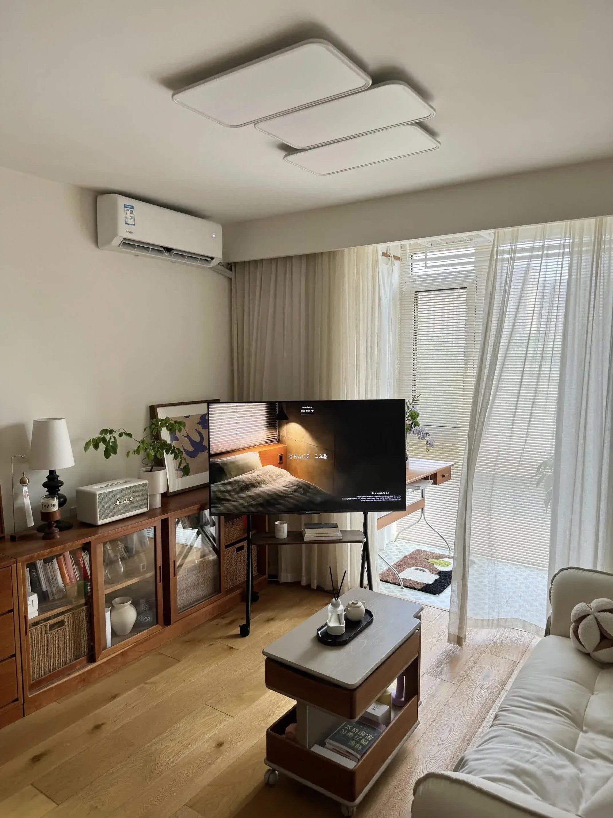 Thật tuyệt vời khi 31 tuổi tôi được sống một mình trong căn hộ nhỏ 45m2!- Ảnh 1. Thật tuyệt vời khi 31 tuổi tôi được sống một mình trong căn hộ nhỏ 45m2!- Ảnh 1.
