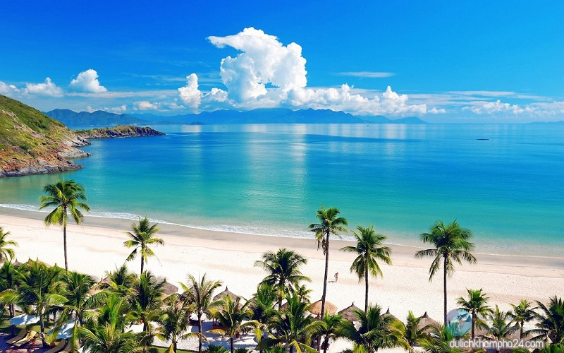 Việt Nam có 1 thành phố lọt top đầu điểm du lịch một mình ở ĐNÁ: bãi biển đẹp bậc nhất hành tinh, đón hơn 5,14 triệu lượt khách từ đầu năm- Ảnh 3.