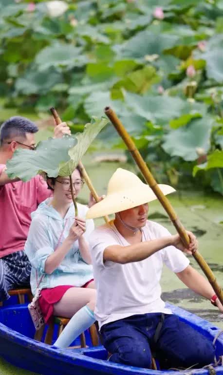 "Viện dưỡng lão" thanh niên gây tranh cãi: Tiền thuê mỗi tháng 5 triệu đồng, người trên 45 tuổi không được ở- Ảnh 15. "Viện dưỡng lão" thanh niên gây tranh cãi: Tiền thuê mỗi tháng 5 triệu đồng, người trên 45 tuổi không được ở- Ảnh 15.