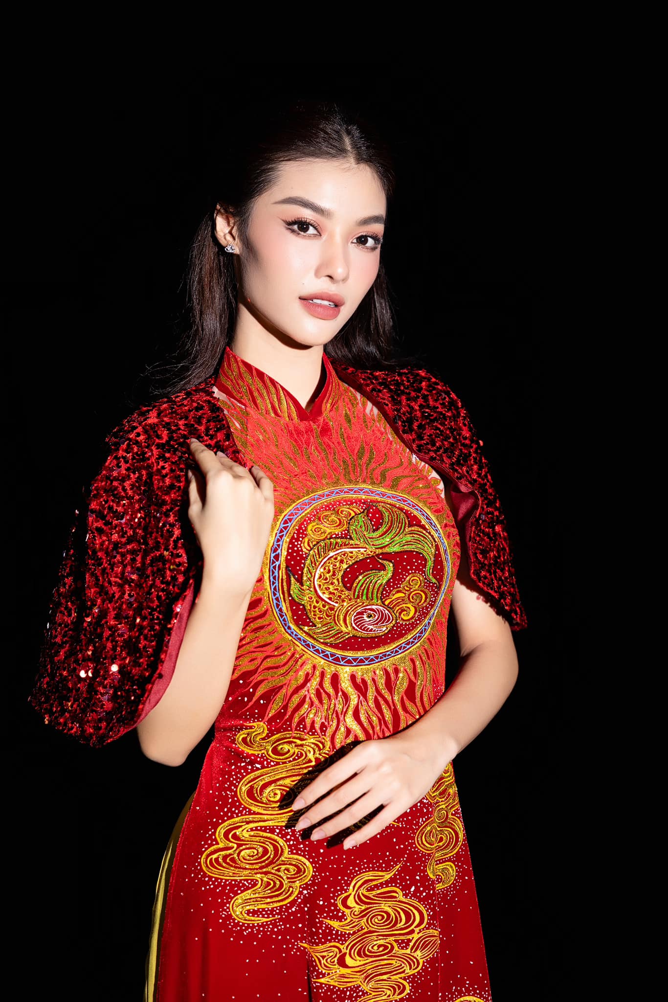 Nàng Hậu bỗng "mất tích" sở hữu học vấn khủng, từng được ví như "con nhà người ta" vì quá mức đa tài- Ảnh 3. Nàng Hậu bỗng "mất tích" sở hữu học vấn khủng, từng được ví như "con nhà người ta" vì quá mức đa tài- Ảnh 3.