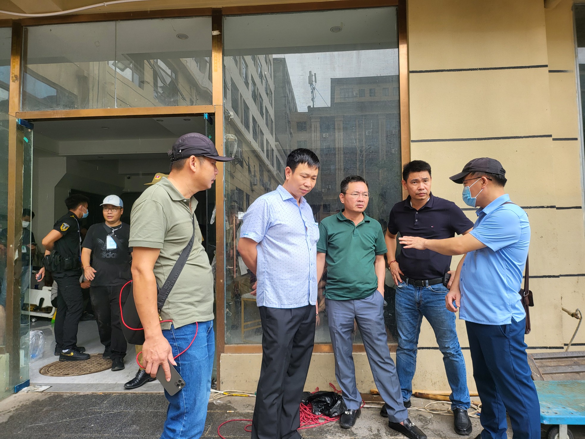 Đột kích 'sào huyệt' bắt nhóm lừa đảo quốc tế tại Tam Giác Vàng- Ảnh 9. Đột kích 'sào huyệt' bắt nhóm lừa đảo quốc tế tại Tam Giác Vàng- Ảnh 9.