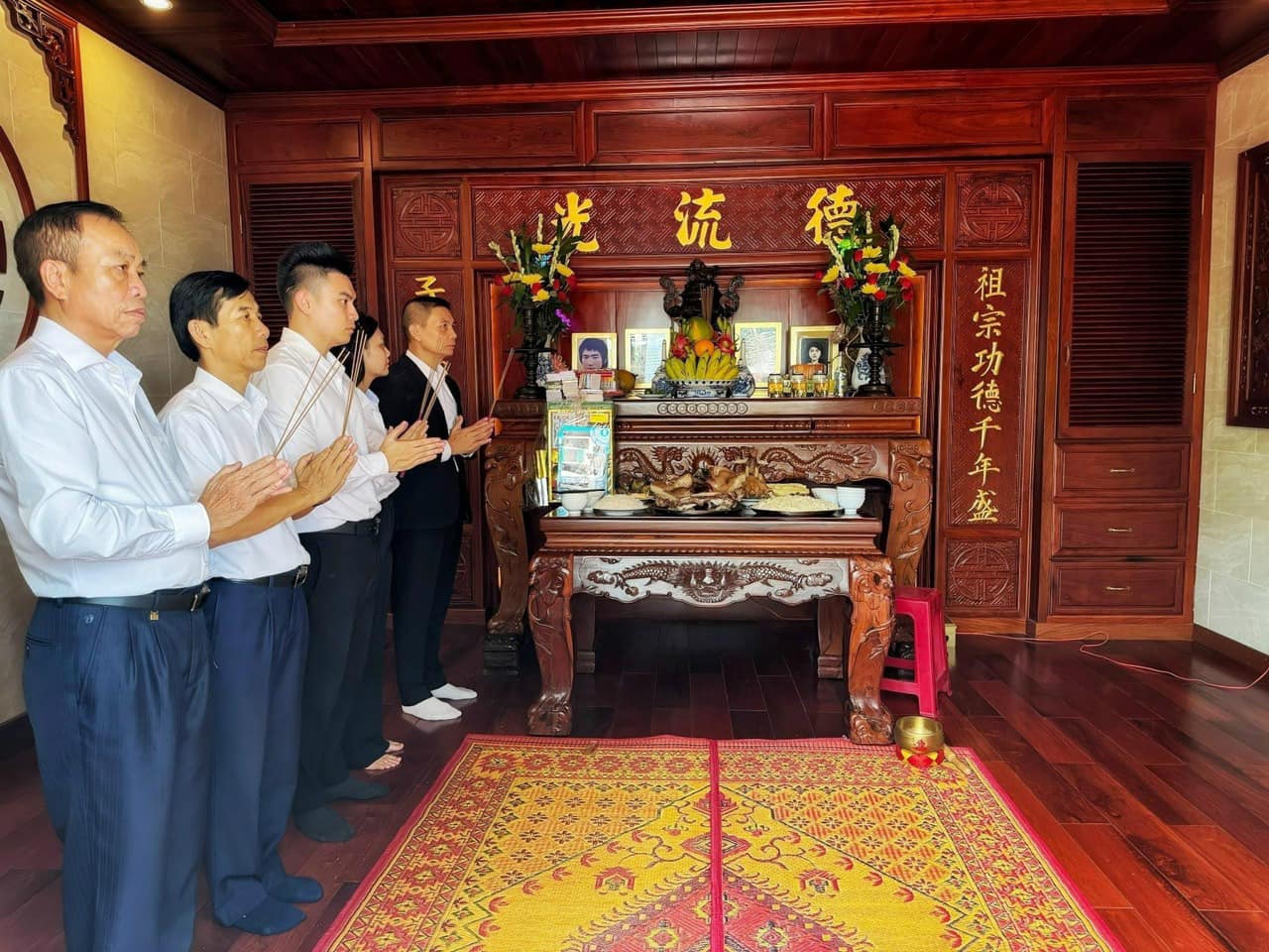 Huyền thoại võ thuật mà ông chủ kín tiếng của Tập đoàn Sơn Hải công khai thần tượng, làm giỗ, là ai?- Ảnh 1. Huyền thoại võ thuật mà ông chủ kín tiếng của Tập đoàn Sơn Hải công khai thần tượng, làm giỗ, là ai?- Ảnh 1.