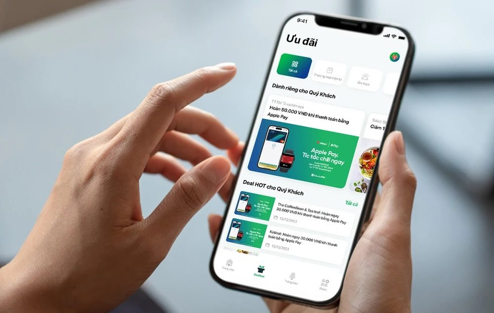 Nhiều chủ tài khoản “thờ ơ” với thông báo tăng phí nhận biến động số dư qua SMS của ngân hàng- Ảnh 1. Nhiều chủ tài khoản “thờ ơ” với thông báo tăng phí nhận biến động số dư qua SMS của ngân hàng- Ảnh 1.