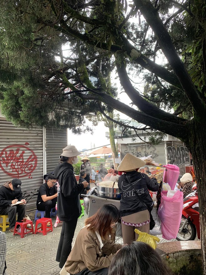 CẬP NHẬT lễ 2/9: Sapa đỉnh nóc ngập trong cờ hoa, Đà Lạt gói gọn trong hai từ "đông lạnh"- Ảnh 28.