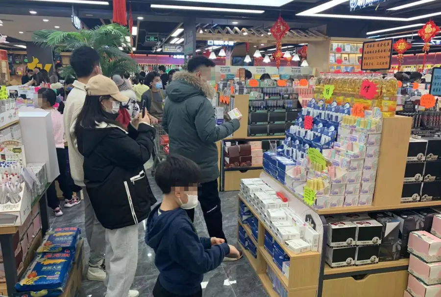 Phụ huynh Trung Quốc đã ngừng mua 5 món đồ dùng học tập này vì chúng rẻ nhưng gây hại cho con hơn thuốc độc- Ảnh 4. Phụ huynh Trung Quốc đã ngừng mua 5 món đồ dùng học tập này vì chúng rẻ nhưng gây hại cho con hơn thuốc độc- Ảnh 4.