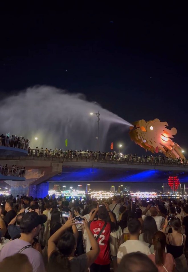 CẬP NHẬT lễ 2/9: Sapa đỉnh nóc ngập trong cờ hoa, Đà Lạt gói gọn trong hai từ "đông lạnh"- Ảnh 38.