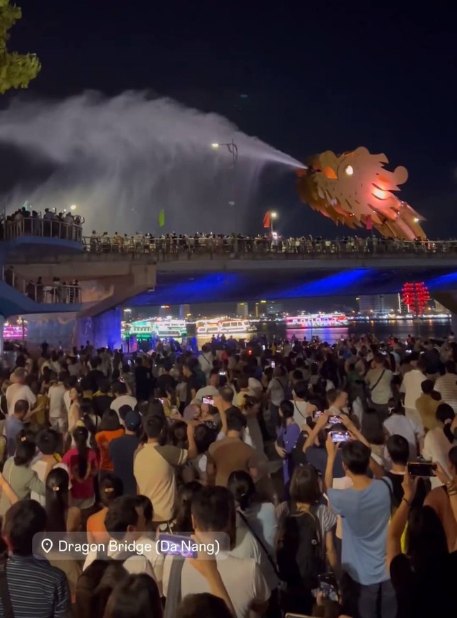 CẬP NHẬT lễ 2/9: Sapa đỉnh nóc ngập trong cờ hoa, Đà Lạt gói gọn trong hai từ "đông lạnh"- Ảnh 39.