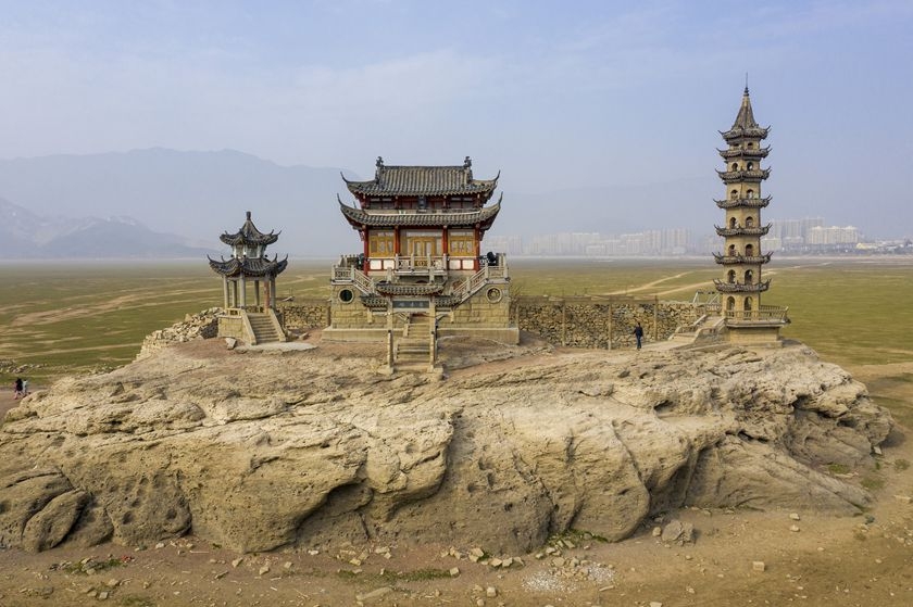 Ngôi chùa quanh năm ngập nước nhưng vẫn sừng sững sau cả thiên niên kỷ- Ảnh 8. Ngôi chùa quanh năm ngập nước nhưng vẫn sừng sững sau cả thiên niên kỷ- Ảnh 8.
