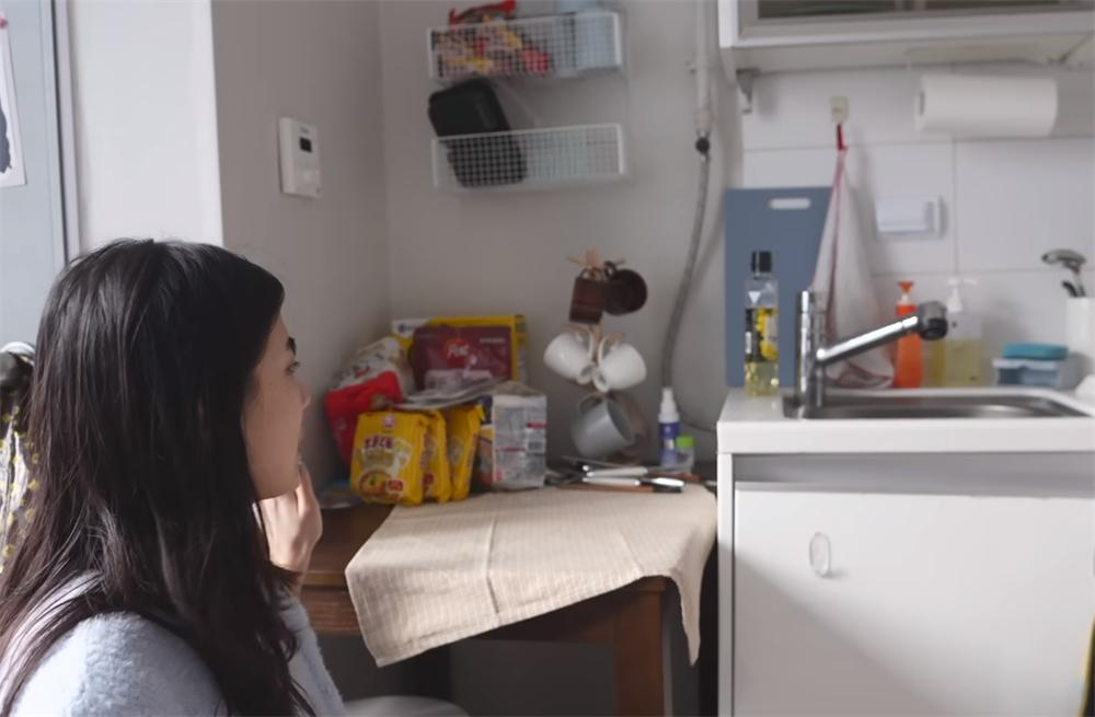 Cô gái 33 tuổi mua căn nhà nhỏ 21m2, không cho phép mình lãng phí dù chỉ 1 centimet- Ảnh 9. Cô gái 33 tuổi mua căn nhà nhỏ 21m2, không cho phép mình lãng phí dù chỉ 1 centimet- Ảnh 9.