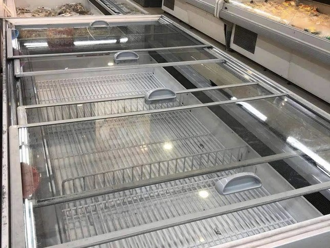 Hà Nội: Người người đi siêu thị 'vét sạch' rau, thịt- Ảnh 5. Hà Nội: Người người đi siêu thị 'vét sạch' rau, thịt- Ảnh 5.