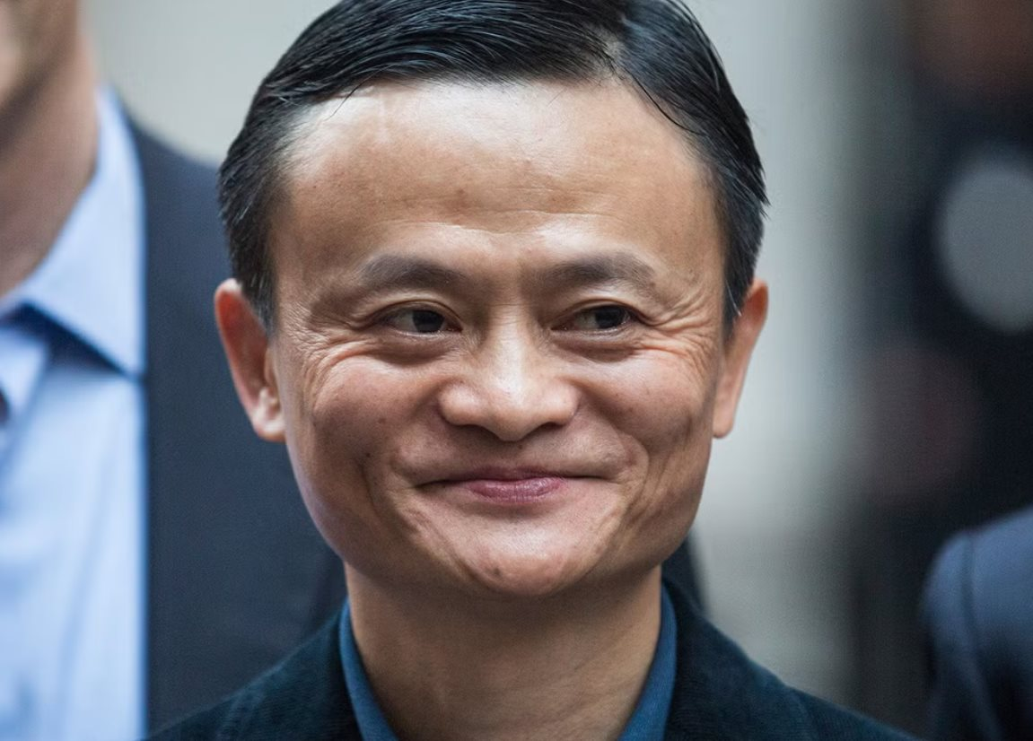 Jack Ma hiếm hoi lộ diện trong dịp sinh nhật 25 tuổi của Alibaba: 'Chúng ta sẽ tồn tại trong 102 năm'- Ảnh 1.