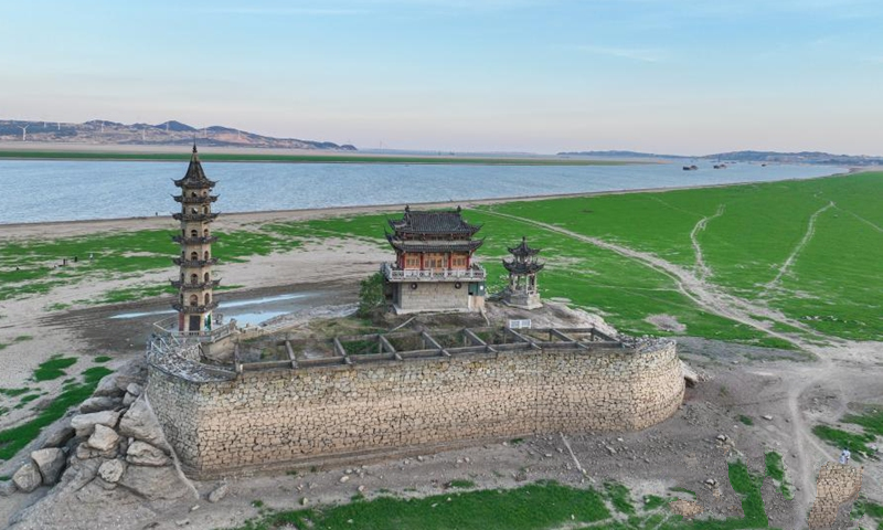 Ngôi chùa quanh năm ngập nước nhưng vẫn sừng sững sau cả thiên niên kỷ- Ảnh 4. Ngôi chùa quanh năm ngập nước nhưng vẫn sừng sững sau cả thiên niên kỷ- Ảnh 4.