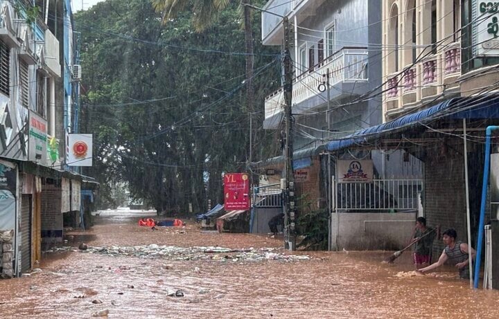 Lũ lụt kinh hoàng ở Lào, Thái Lan, Myanmar sau bão Yagi- Ảnh 1.