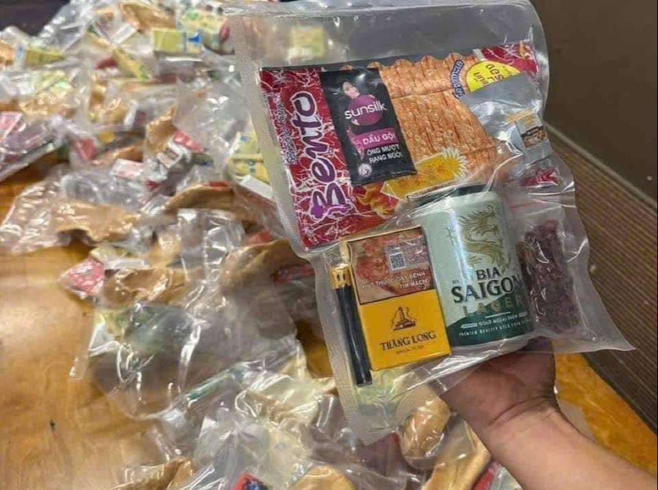 Hút chân không thực phẩm gửi tới đồng bào lũ lụt: Làm không đúng cách có nguy cơ sinh độc tố botulinum- Ảnh 4. Hút chân không thực phẩm gửi tới đồng bào lũ lụt: Làm không đúng cách có nguy cơ sinh độc tố botulinum- Ảnh 4.