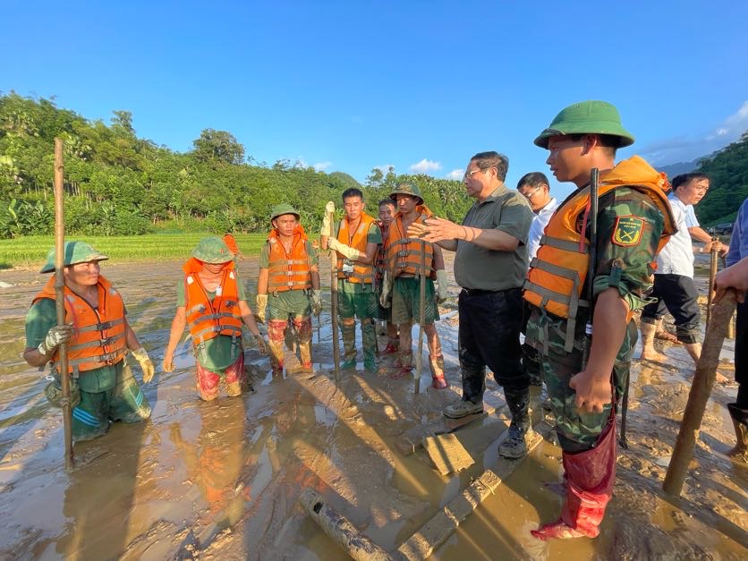 Phép màu ở Làng Nủ: Nghe tiếng nổ, cả nhà hô hào bỏ chạy, cứu được thêm 1 cháu bé- Ảnh 2. Phép màu ở Làng Nủ: Nghe tiếng nổ, cả nhà hô hào bỏ chạy, cứu được thêm 1 cháu bé- Ảnh 2.